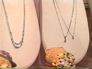 (有)吉見時計店